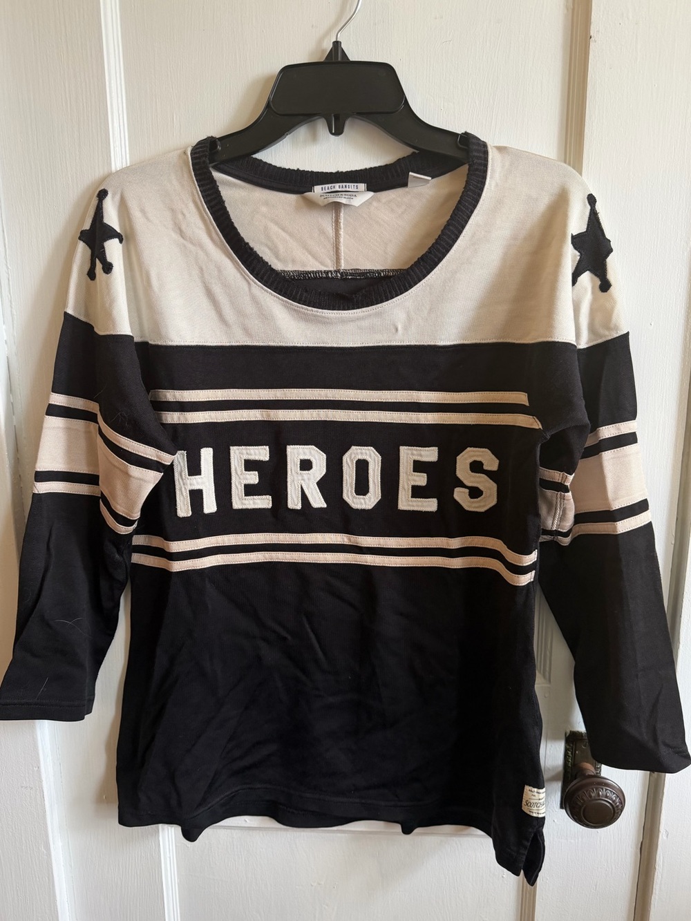 Scotch & Soda Black and Cream 'HEROES' Long Sleeve Tee